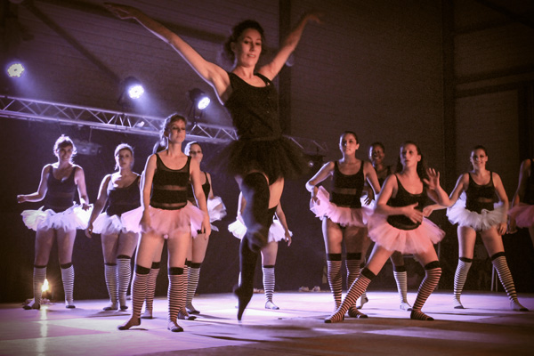 20120904214623_danseswan 20120904214623_danseswan