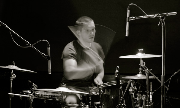 20120918090647_a_kind_of_magic 20120918090647_a_kind_of_magic