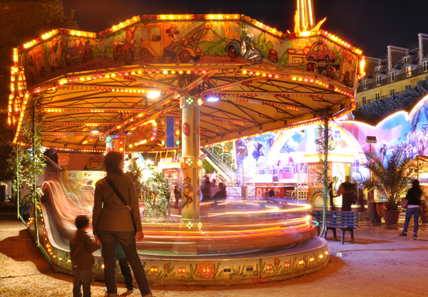 20120918132941_tournez_manege___loustau 20120918132941_tournez_manege___loustau