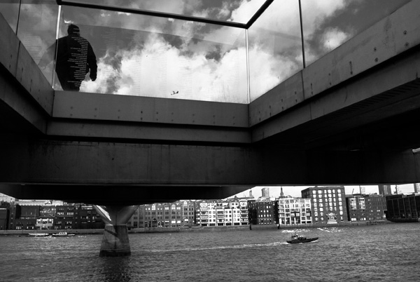 20121001161314_chevrier_millenium_bridge 20121001161314_chevrier_millenium_bridge