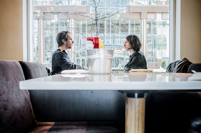 20130413130206_ambiance_detendue_du_modern_ketchup___etienne_gautier 20130413130206_ambiance_detendue_du_modern_ketchup___etienne_gautier