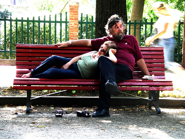 20130504173119_couple_sur_un_banc___venise_2007 20130504173119_couple_sur_un_banc___venise_2007