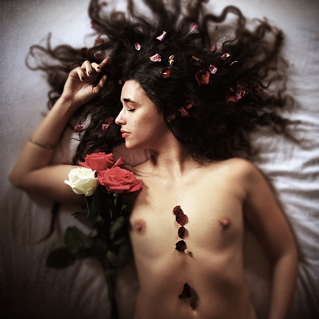 20150911220439_july_parfum_rose 20150911220439_july_parfum_rose