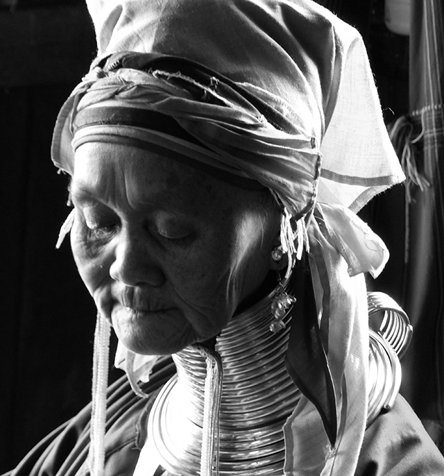 20150922123453_michel_laurent__femme_girafe 20150922123453_michel_laurent__femme_girafe