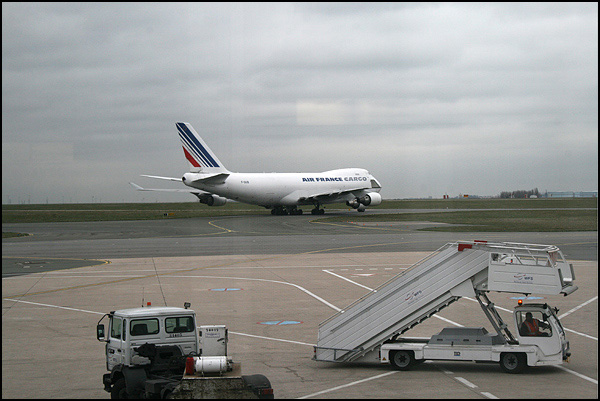 L'air sur le macadam - Guy Bissiongol L'air sur le macadam - Guy Bissiongol