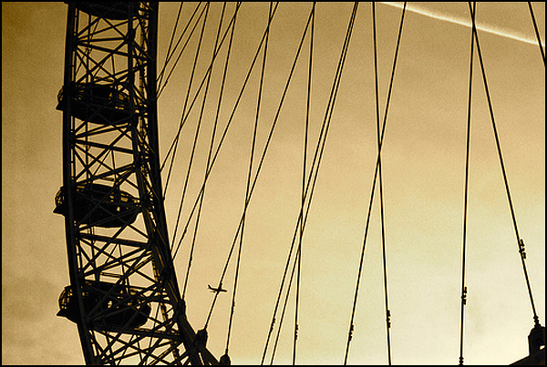 London in the air - Pierre Mallien London in the air - Pierre Mallien