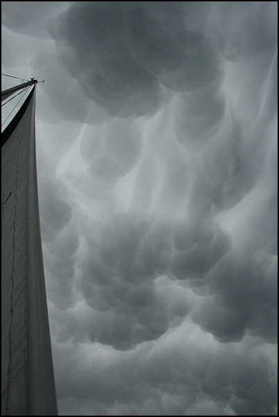 Un air d'orage sur le pont... - Marine Siettel Un air d'orage sur le pont... - Marine Siettel