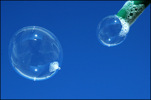 Les bulles en air - Halima Rafik Les bulles en air - Halima Rafik