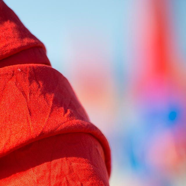 20160928150338_parasols_red 20160928150338_parasols_red