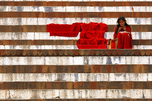 20161013115120_la_femme_en_rouge 20161013115120_la_femme_en_rouge