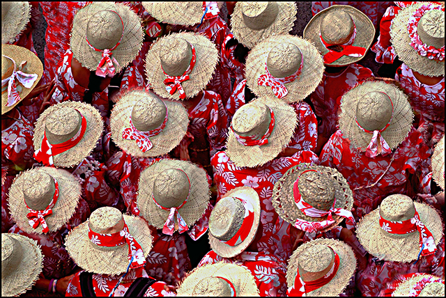20161024230531_rouge_chapeaux 20161024230531_rouge_chapeaux