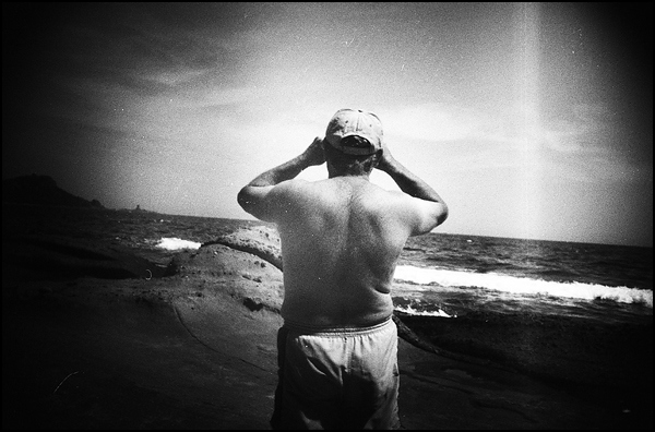 He look at you - Morgan Voirin He look at you - Morgan Voirin