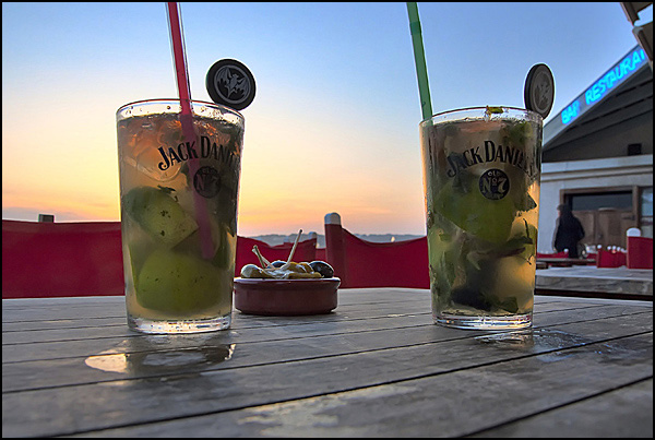 Love On The Beach Love On The Beach