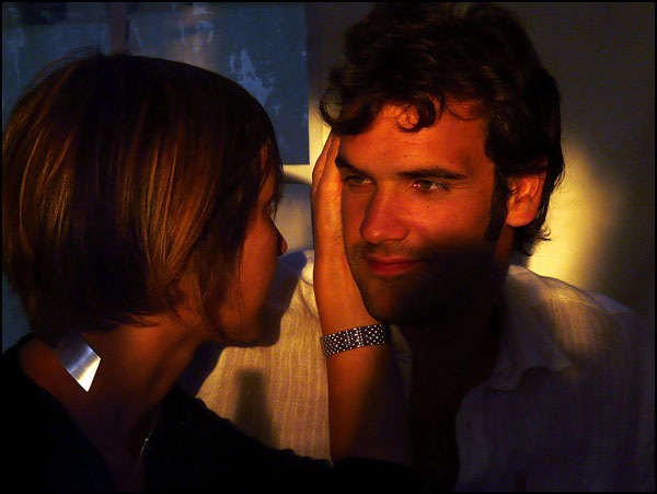 Une vie sans amour, c'est une vie sans soleil Une vie sans amour, c'est une vie sans soleil