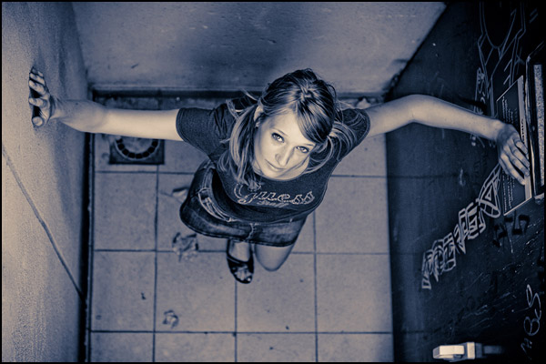 Captive - Patrice Dorizon Captive - Patrice Dorizon